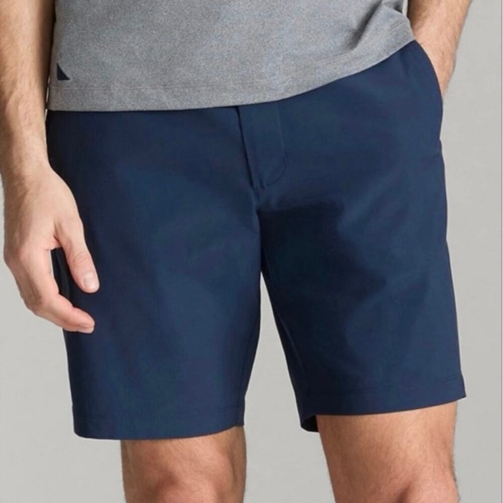 NWOT UNTUCKit Chancellor Navy Flat Front Performance Shorts Men’s 37